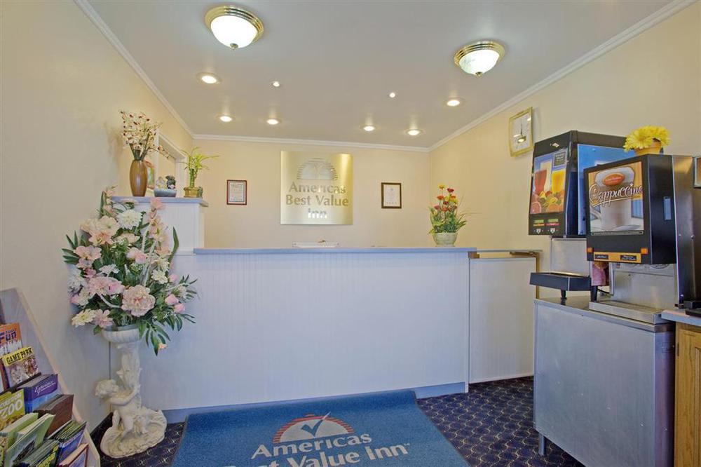 Americas Best Value Inn & Suites Klamath Falls Wnętrze zdjęcie